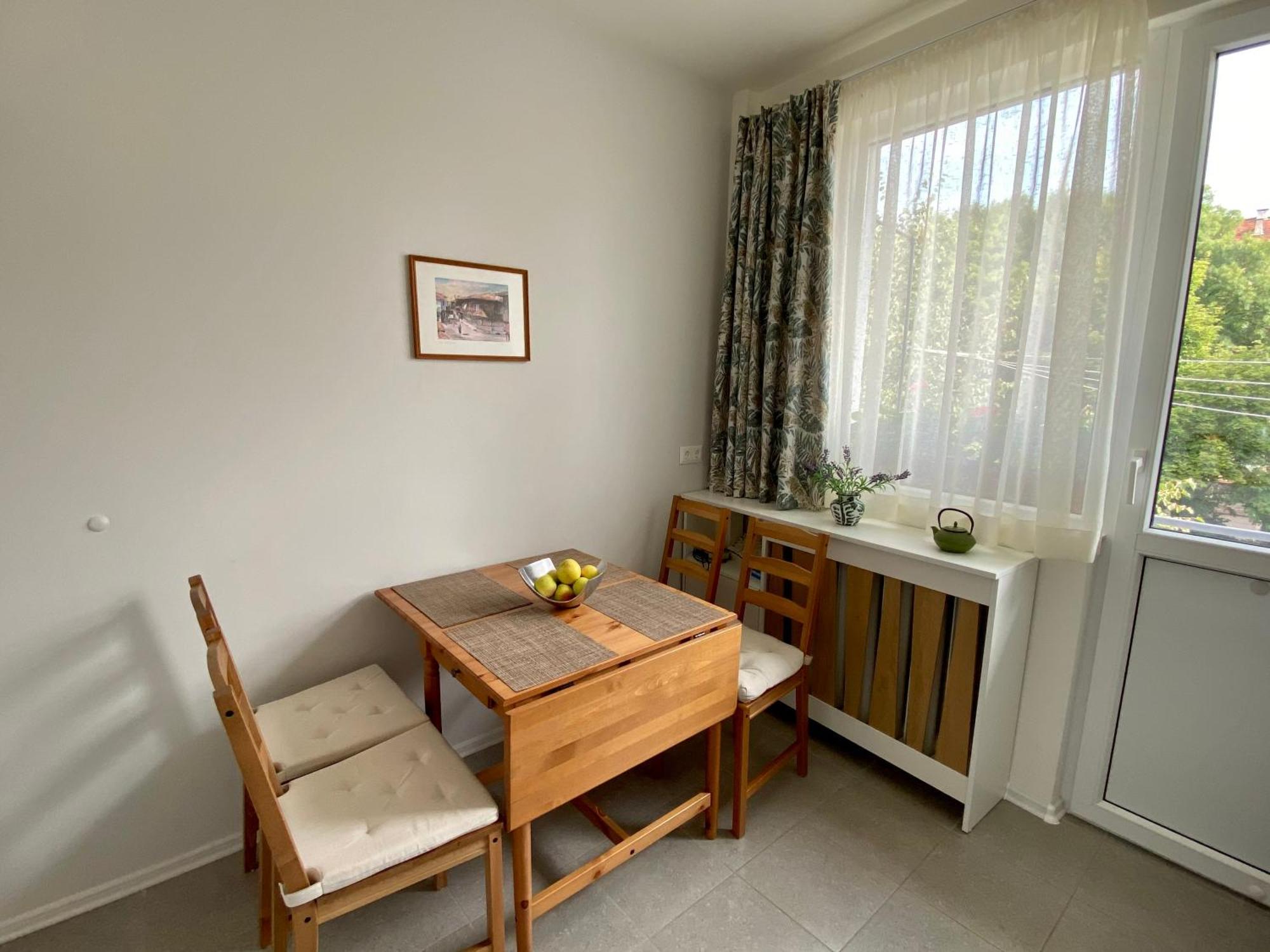 Apartemen Lovely In The Heart Of